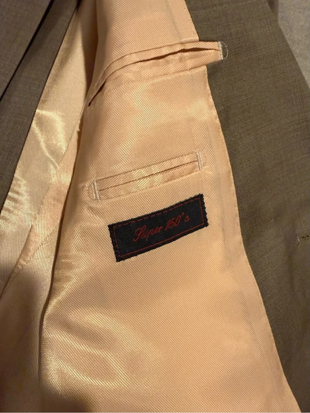 Men's Classic Two-Button Brown Suit super 150 40L NWOT